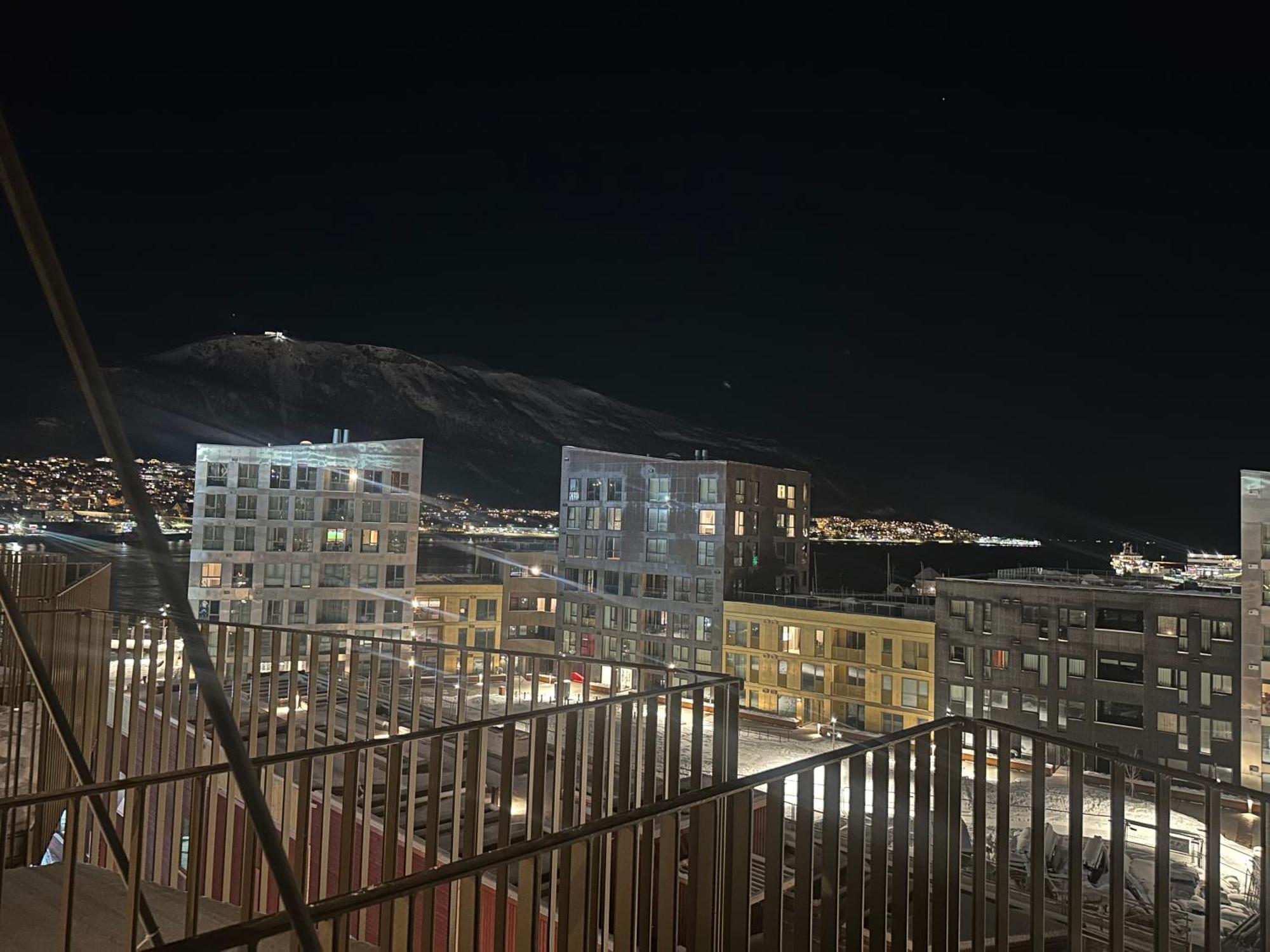 Thenorthernexplorer Penthouse Tromsø Exterior foto